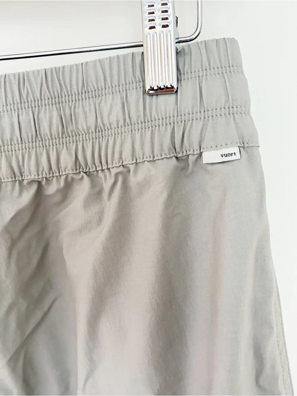 Vuori Women's Birch Cargo Pant Talc XS - Picture 6 of 8
